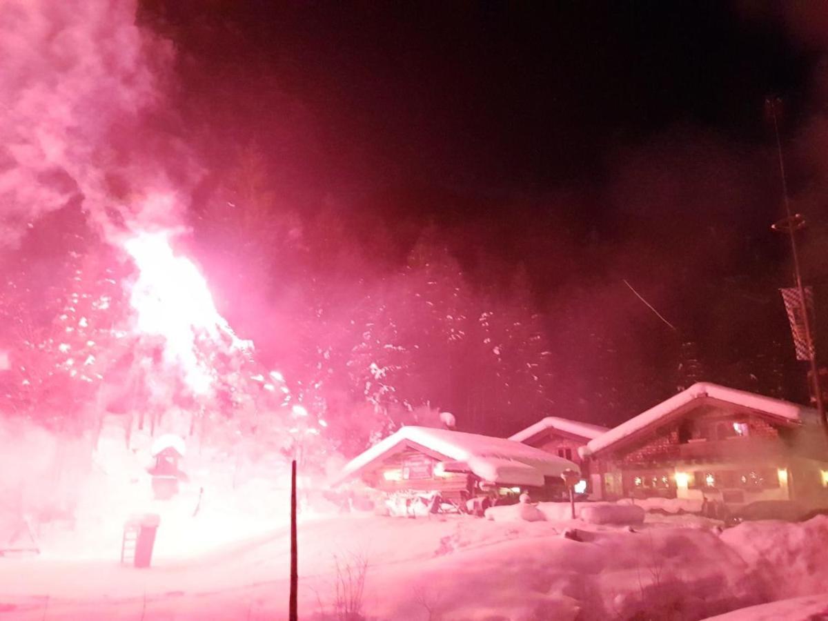 Schwaigeralm Hotel Кройт Екстериор снимка